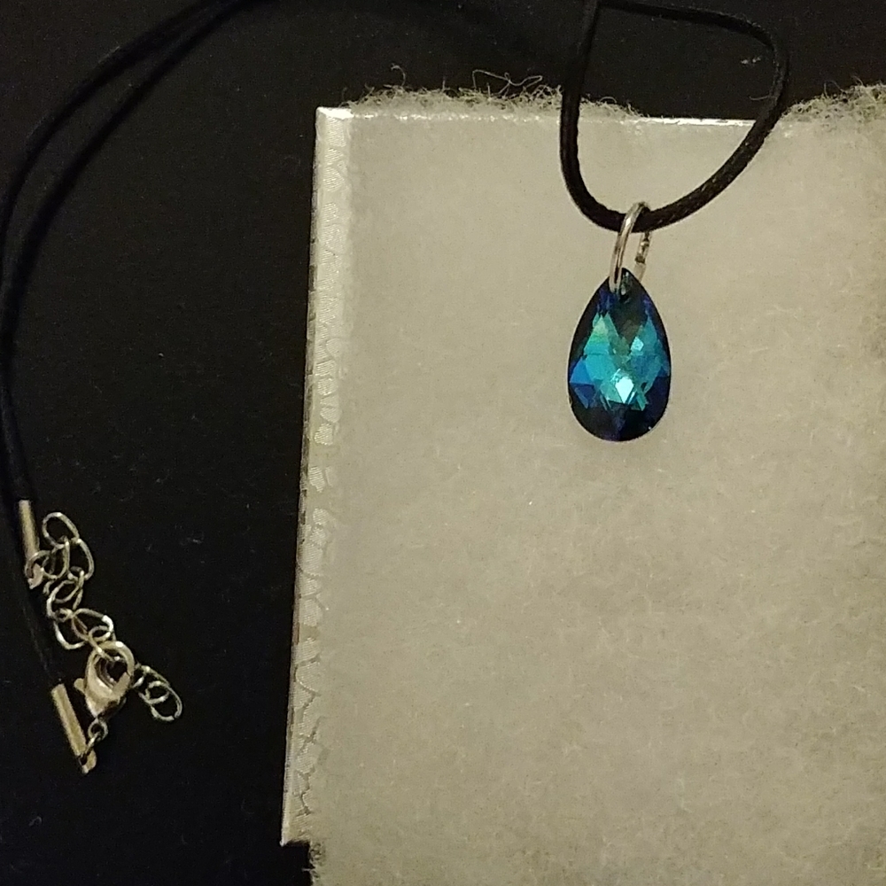 Neptune Blue Crystal Teardrop Necklace - Picture 4 of 8